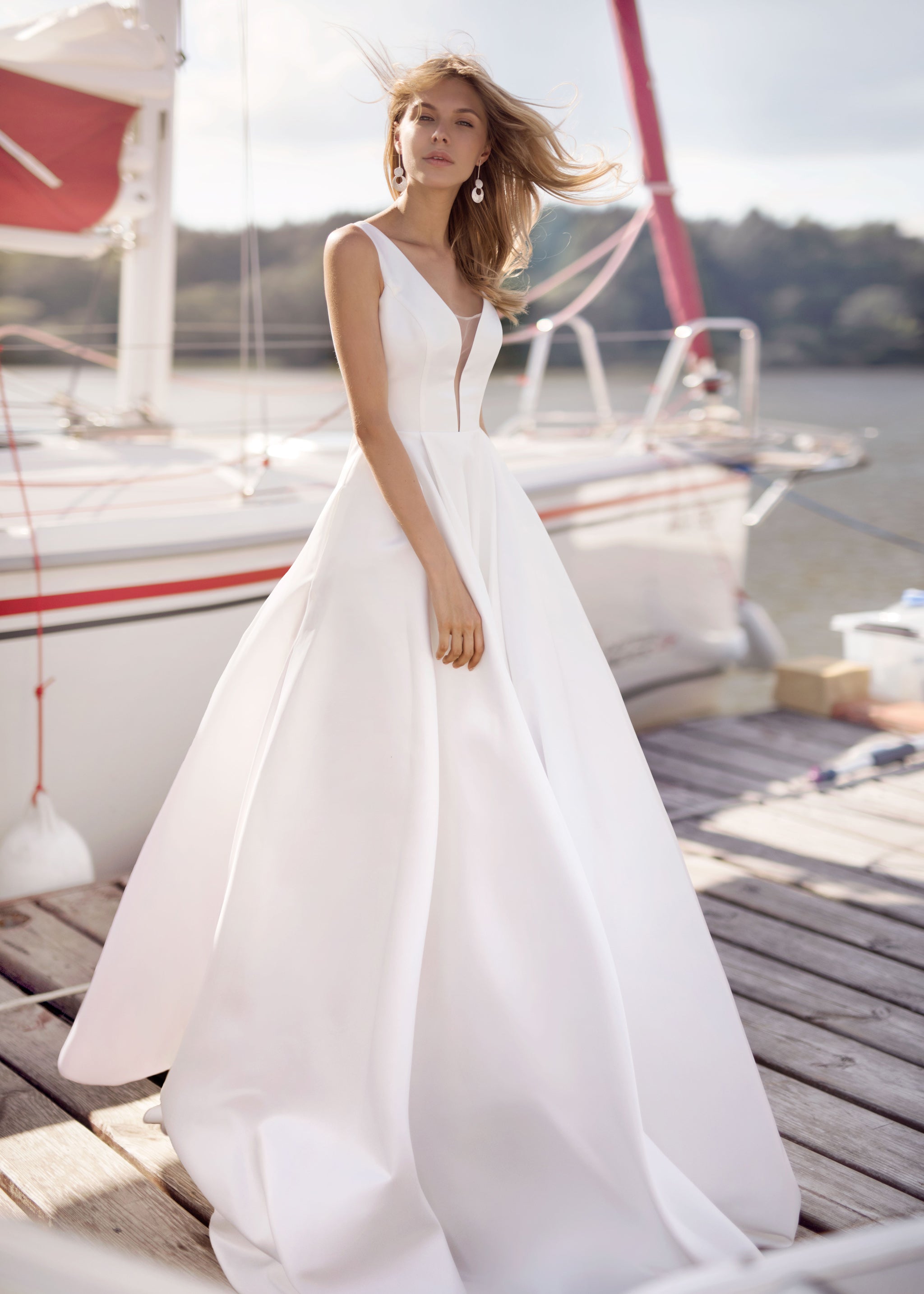 Minimalist white dress. Minimal bridal dress. Minimalist gown.