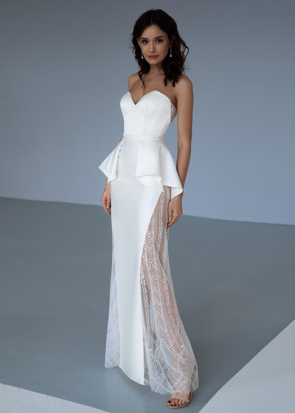 Elegant white wedding dress.